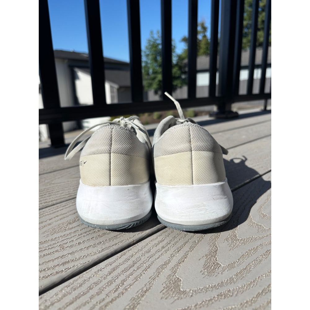 Nike MC Trainer 2 Men's Size 10.5 White Black Athletic Running Shoes Sneakers - Picture 10 of 11